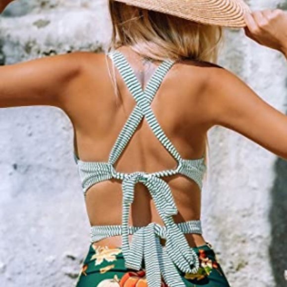 CUPSHE Women's Green Stripe Cutout 1 pc Swimsuit - Picture 3 of 6